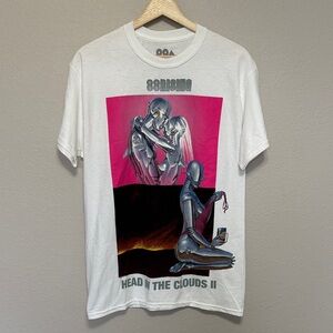 NWOT 88 Rising Head In The Clouds II Art by Hajime Sorayama Romance Pink Size M